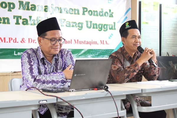 Manajemen Pondok Pesantren Tahfidz Unggul